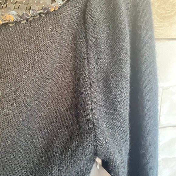 VINTAGE EMBELLISHED BLACK CARDIGAN (SZ 2-4) (VGUC) - Picture 8 of 12
